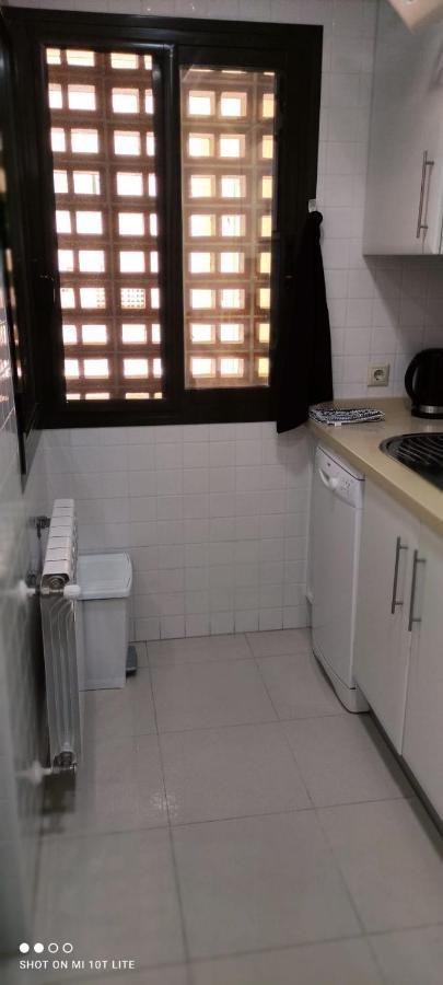 Bevs Ground Floor Roda Golf Apartment! サン・ハビエル 部屋 写真